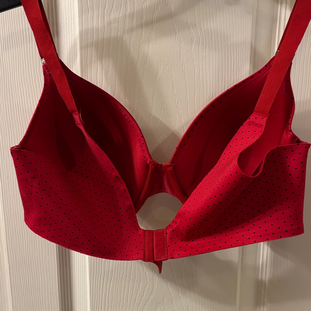 Soma Vanishing Back Full Coverage Red Bra with Black Polka Dots - Picture 2 of 3